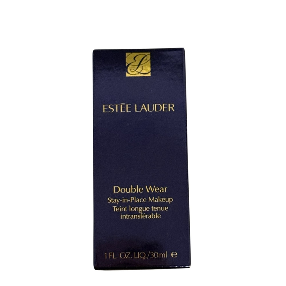 Estée Lauder Double Wear Stay-in-Place Foundation. BRAND NEW